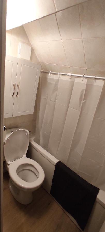 Appartement Cosy Plein Centre Conches-en-Ouche Dış mekan fotoğraf